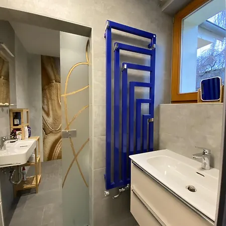 Blaues Haus *